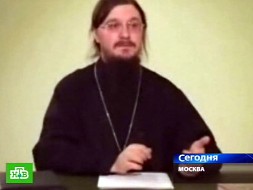 Прихожане прощаются с отцом Даниилом