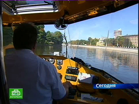 Видеоновость: На маршрутке по Неве