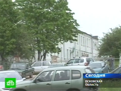 Видеоновость: Драма с захватом заложников в псковской колонии