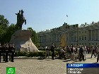 К подножию Медного всадника легли цветы. На Сенатской площади праздновали день рождения Петра I. библиотеки, история, конгрессы, памятные даты, Санкт-Петербург. НТВ.Ru: новости, видео, программы телеканала НТВ К подножию Медного всадника легли цветы. На Сенатской площади праздновали день рождения Петра I. библиотеки, история, конгрессы, памятные даты, Санкт-Петербург. НТВ.Ru: новости, видео, программы телеканала НТВ