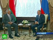 Россия снизит для Белоруссии цену на газ в 2012 году
