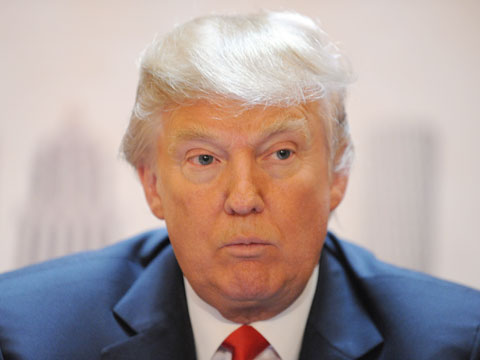 Видеоновость: Дональд Трамп оценил свое имя в миллиарды