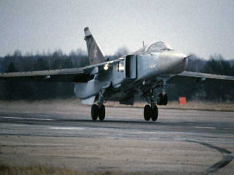 Истребитель Су-24