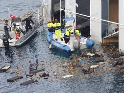 �� Costa Concordia ����� ����� �� ��������. Costa Concordia, ����������, ���������. C������� ������ �� ���
