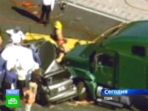 Видеоновость: В тумане столкнулись и загорелись 11 машин