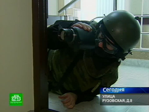 Видеоновость: Полицейские воплощаются в инспекторов гаджетов