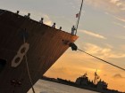 Американские корабли устроили обидную аварию. В акватории Тихого океана столкнулись танкер и десантный корабль ВМС США. аварии на воде, США, флот. НТВ.Ru: новости, видео, программы телеканала НТВ Американские корабли устроили обидную аварию. В акватории Тихого океана столкнулись танкер и десантный корабль ВМС США. аварии на воде, США, флот. НТВ.Ru: новости, видео, программы телеканала НТВ
