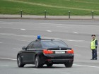 Президент Путин оставил на дорогах только 569 «мигалок». Больше всего «мигалок» закреплено за ФСБ РФ — 197 автомашин. Администрации президента РФ полагается 20, а депутатам Госдумы оставили всего восемь спецсигналов. законодательство, мигалки, ПДД, Путин, указ. НТВ.Ru: новости, видео, программы телеканала НТВ Президент Путин оставил на дорогах только 569 «мигалок». Больше всего «мигалок» закреплено за ФСБ РФ — 197 автомашин. Администрации президента РФ полагается 20, а депутатам Госдумы оставили всего восемь спецсигналов. законодательство, мигалки, ПДД, Путин, указ. НТВ.Ru: новости, видео, программы телеканала НТВ