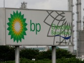BP �������� 4,5 ���� �������� �� ������������� ���������� � ���. ������������ ��� ������� ���������� ����� ���������� �������� ��������� British Petroleum � �������� ��� � ������� ��������� ������� �� ������ ����� � ������������ ������. BP, �����, ���, ������������� ����������. ���.Ru: �������, �����, ��������� ���������� ���