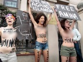 �������-������ �� FEMEN ������ �� �������. ������� ���������� �������� FEMEN �� ����� ���� ���������� � ���� ��������������� ������-������� � ��������� ������. FEMEN, �����, ����������, ����, ������, �������. ���.Ru: �������, �����, ��������� ���������� ���