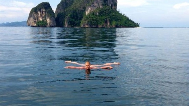 Волочкова показала &laquo;голую звезду&raquo; и заявила, что &laquo;к приключениям готова&raquo;. балет, Волочкова, Интернет, отпуск, фотографии. НТВ.Ru: новости, видео, программы телеканала НТВ