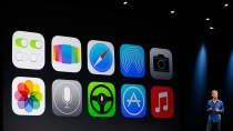 ������� ������ iOS 7 � �������� �������� ����������� ������� Apple. ���������� Apple ��� �������� iOS 7 ������� ������ �� �������� ����������. ������������ ������� ������������ ������� � ������� ������ ������� iPhone. Apple, iPad, iPhone, ����������. ���.Ru: �������, �����, ��������� ���������� ���