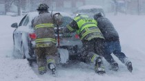 Американцы откапывают свои дома из-под снега. снег, США. НТВ.Ru: новости, видео, программы телеканала НТВ Американцы откапывают свои дома из-под снега. снег, США. НТВ.Ru: новости, видео, программы телеканала НТВ