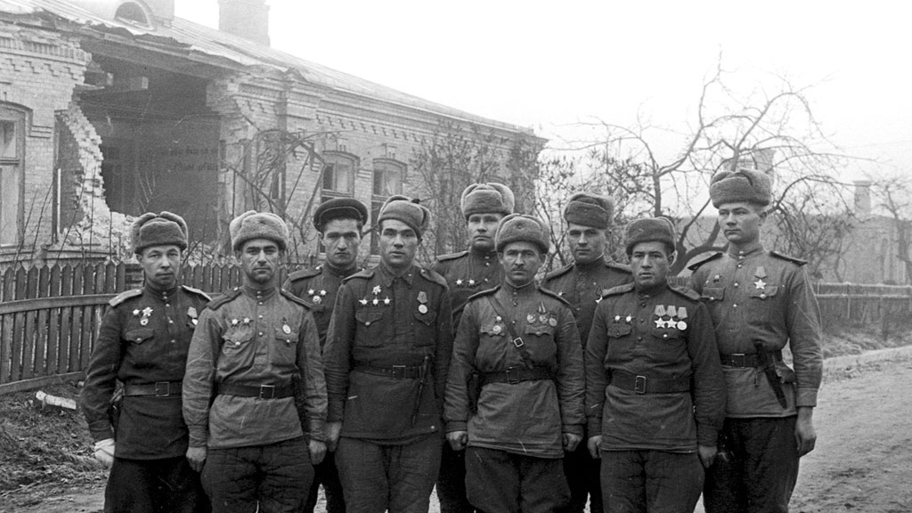 Минобороны РФ опубликовало эксклюзивные военные фото и видео.
Великая Отечественная война, День Победы, Минобороны РФ, фото.
НТВ.Ru: новости, видео, программы телеканала НТВ Минобороны РФ опубликовало эксклюзивные военные фото и видео.
Великая Отечественная война, День Победы, Минобороны РФ, фото.
НТВ.Ru: новости, видео, программы телеканала НТВ