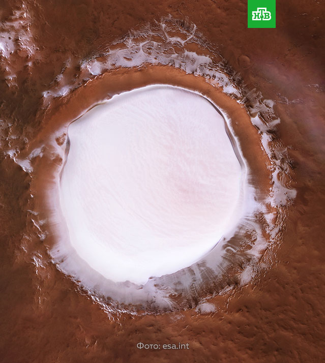 Зонд Mars Express сфотографировал ледяной кратер на Марсе.
космос, лед, Марс, наука и открытия, планеты.
НТВ.Ru: новости, видео, программы телеканала НТВ Зонд Mars Express сфотографировал ледяной кратер на Марсе.
космос, лед, Марс, наука и открытия, планеты.
НТВ.Ru: новости, видео, программы телеканала НТВ