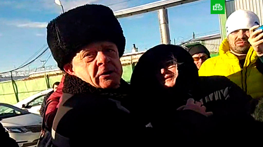 Полковник Квачков: из суворовцев в мятежники.
Квачков, Чубайс, оппозиция, суды, убийства и покушения.
НТВ.Ru: новости, видео, программы телеканала НТВ Полковник Квачков: из суворовцев в мятежники.
Квачков, Чубайс, оппозиция, суды, убийства и покушения.
НТВ.Ru: новости, видео, программы телеканала НТВ