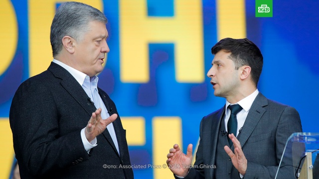 Дебаты Порошенко и Зеленского: как это было.
выборы, Зеленский, Порошенко, Украина.
НТВ.Ru: новости, видео, программы телеканала НТВ Дебаты Порошенко и Зеленского: как это было.
выборы, Зеленский, Порошенко, Украина.
НТВ.Ru: новости, видео, программы телеканала НТВ